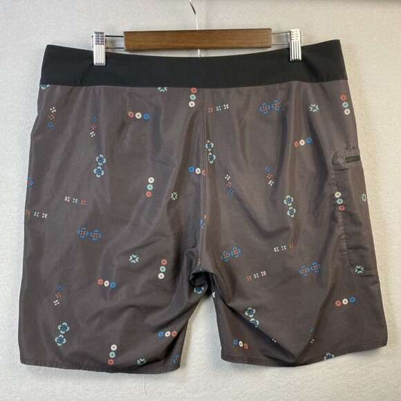 Patagonia Planing Boardshorts Mens 34 Stretch Swim Trunks  9” Inseam Geometric - Picture 9 of 13